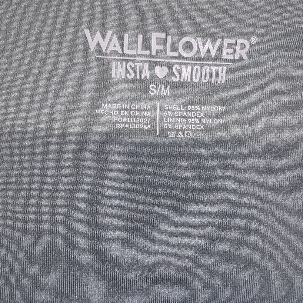 Womens Wallflower NWT Insta-Smooth Square Neck Top Size S/M Mint Green Cropped - Picture 2 of 8